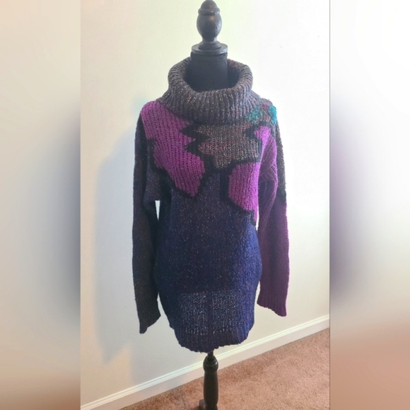 Cassidy Sweaters - Long Rare Vintage Cassidy Sweater Size S